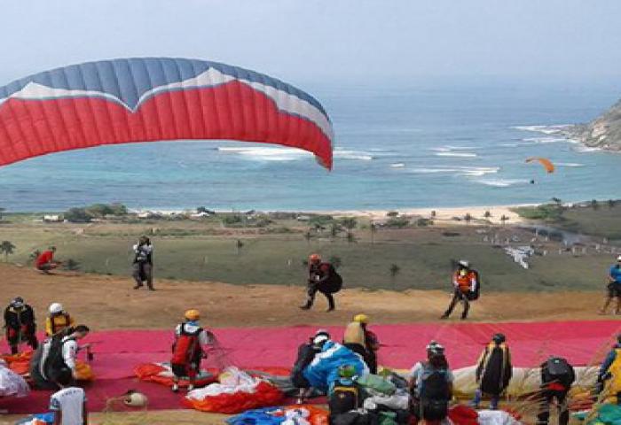 Manado Tuan Rumah Kejuaraan Paragliding Dunia